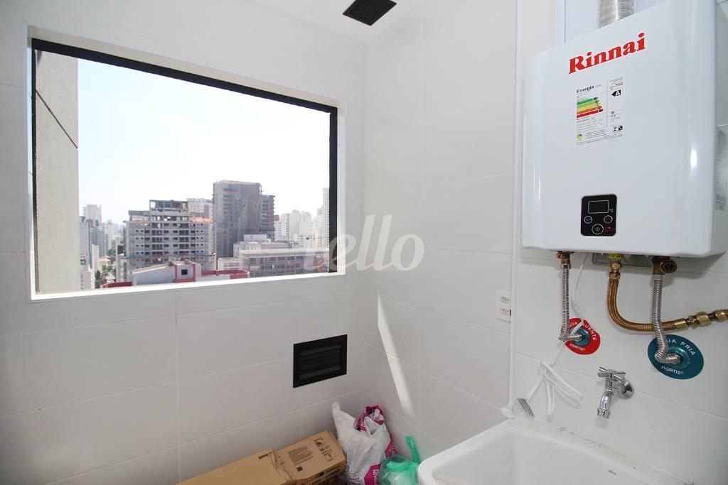 ÁREA DE SERVIÇO de Apartamento à venda, Padrão com 72 m², 2 quartos e 1 vaga em Pinheiros - São Paulo