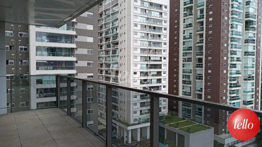 VARANDA de Sala / Conjunto para alugar, Padrão com 533 m², e 16 vagas em Cidade Monções - São Paulo