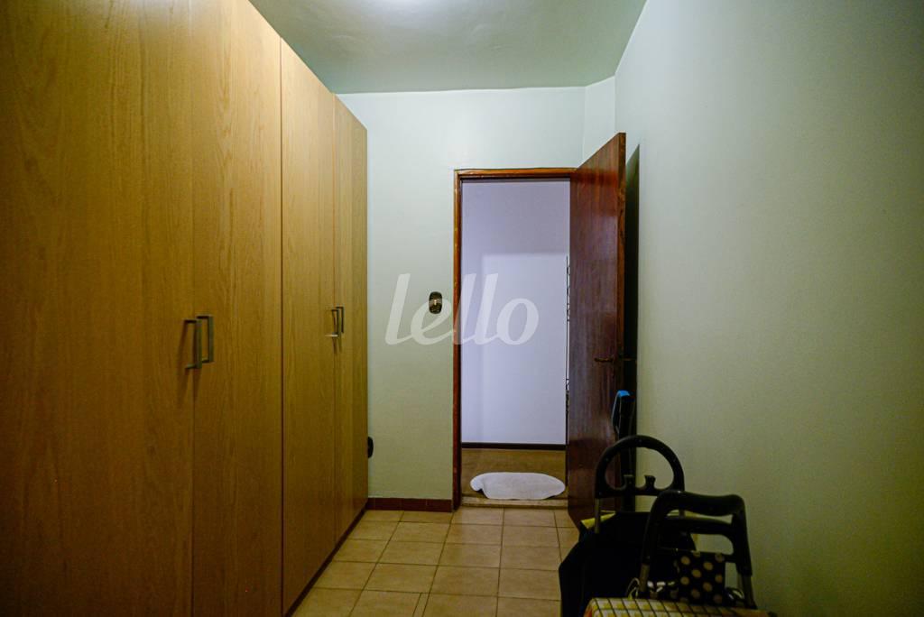 QUARTO de Apartamento à venda, Padrão com 107 m², 3 quartos e 1 vaga em Pinheiros - São Paulo