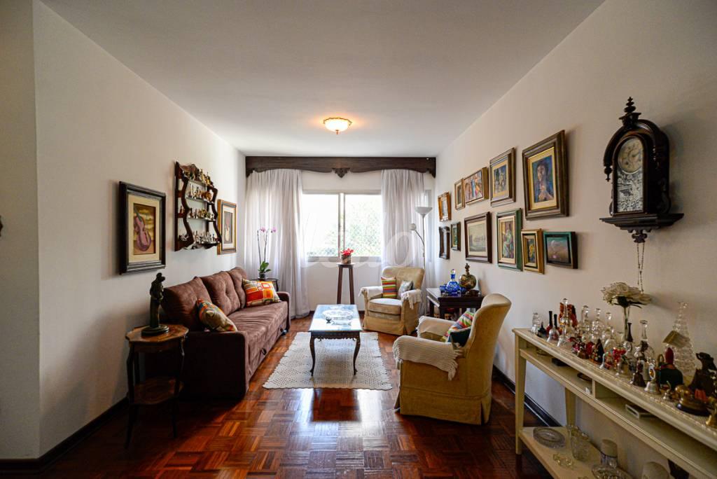 SALA de Apartamento à venda, Padrão com 107 m², 3 quartos e 1 vaga em Pinheiros - São Paulo