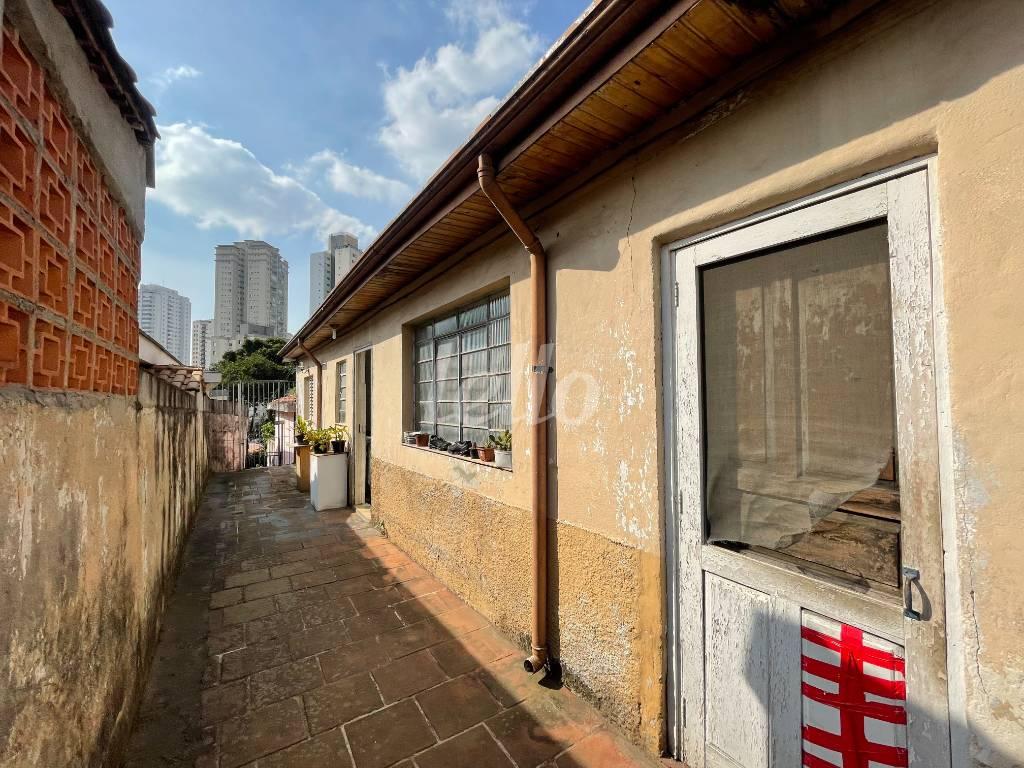 CORREDOR de Casa à venda, sobrado com 244 m², 5 quartos e 2 vagas em Mooca - São Paulo