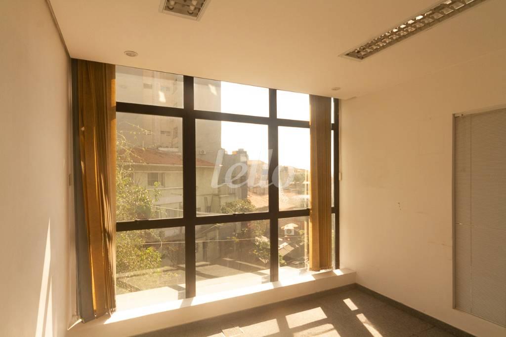SALA 2 de Sala / Conjunto para alugar, Padrão com 197 m², e em Sumarezinho - São Paulo