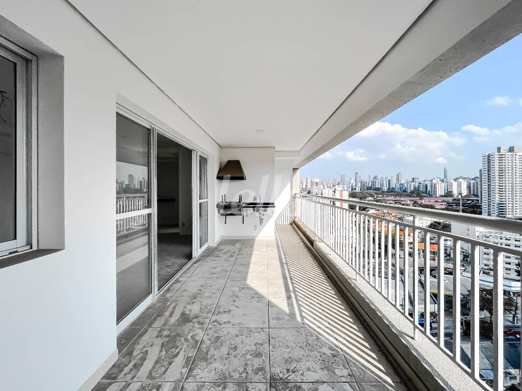 8 VARANDA de Apartamento à venda, Padrão com 132 m², 3 quartos e 2 vagas em Tatuapé - São Paulo