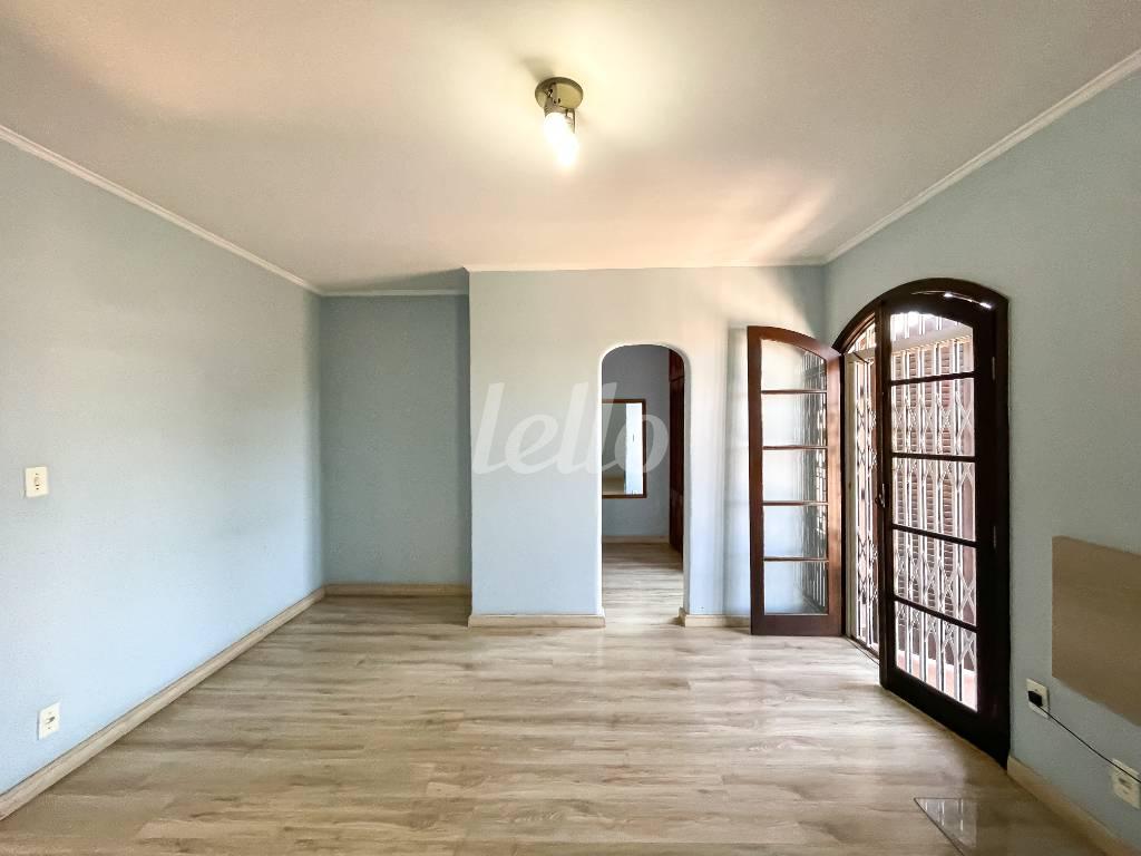 31 QUARTO 2 de Casa à venda, sobrado com 200 m², 3 quartos e 3 vagas em Vila Independência - São Paulo