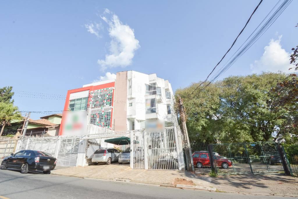 FACHADA de Prédio Comercial à venda, Monousuário com 740 m², e 10 vagas em Parque Renato Maia - Guarulhos
