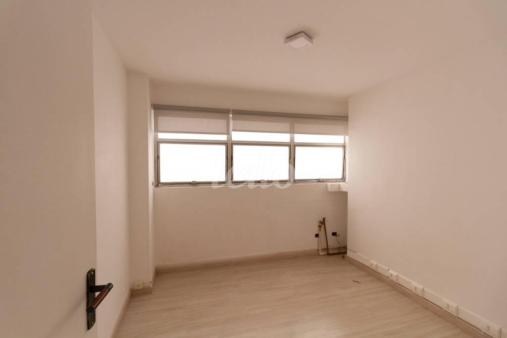 SALA 3 de Sala / Conjunto para alugar, Padrão com 55 m², e em Consolação - São Paulo