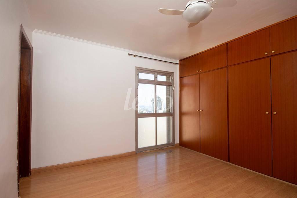 DORMITÓRIO de Apartamento à venda, Padrão com 159 m², 3 quartos e 2 vagas em Santa Cecília - São Paulo