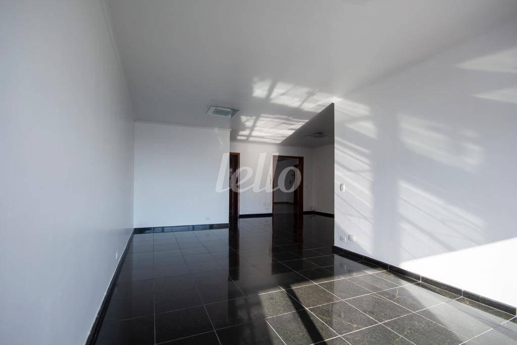 SALA de Apartamento à venda, Padrão com 159 m², 3 quartos e 2 vagas em Santa Cecília - São Paulo