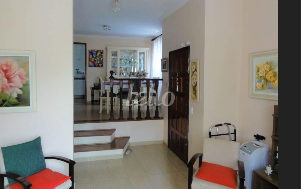 SALA de Casa à venda, assobradada com 130 m², 3 quartos e 2 vagas em Vila Mariana - São Paulo
