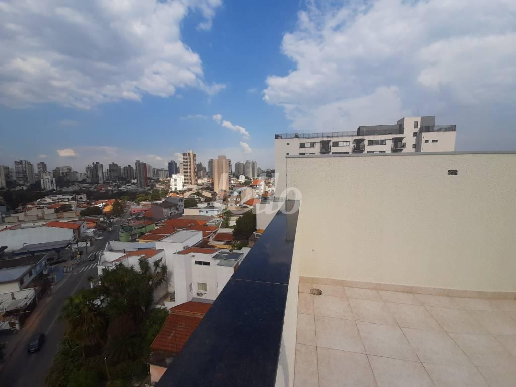 COBERTURA COM VISTA LIVRE de Apartamento à venda, cobertura - Padrão com 48 m², 2 quartos e 2 vagas em Santa Maria - Santo André