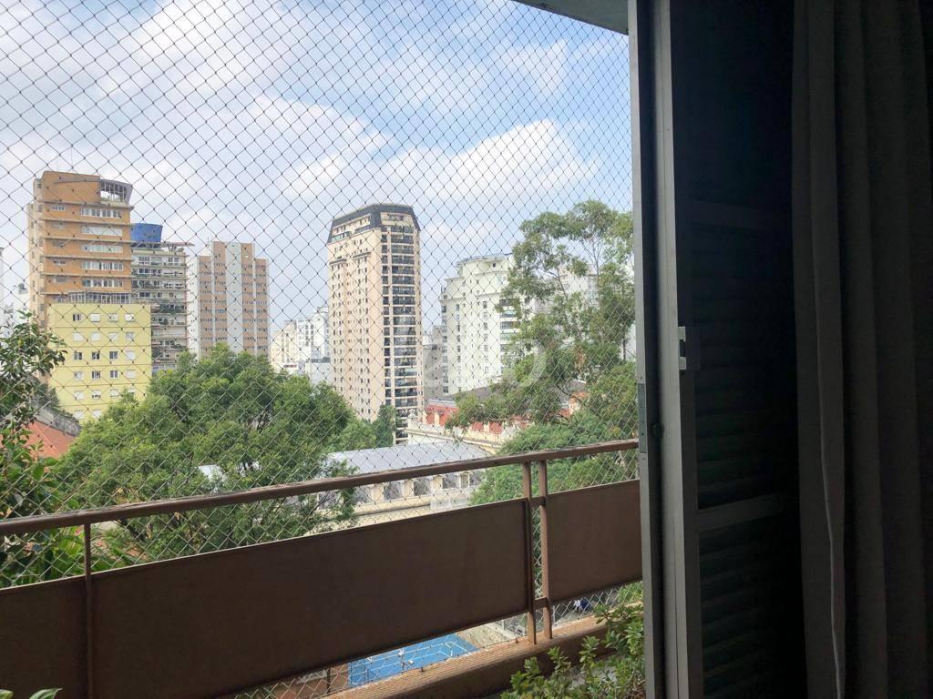 VISTA de Apartamento à venda, Padrão com 450 m², 4 quartos e 3 vagas em Higienópolis - São Paulo