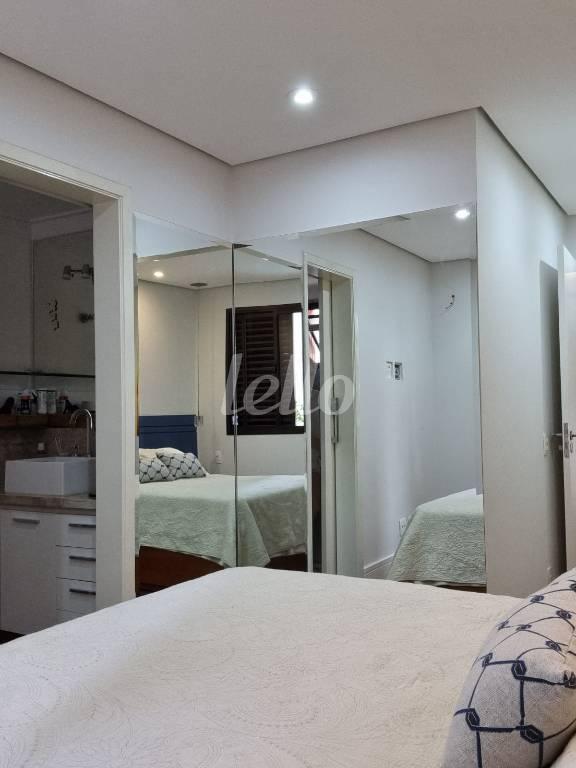 DORMITORIO UM de Apartamento à venda, Padrão com 81 m², 3 quartos e 1 vaga em Vila Olímpia - São Paulo