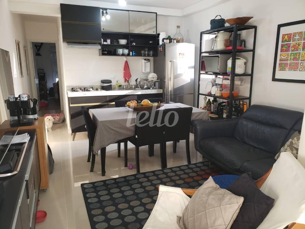SALA de Apartamento à venda, Padrão com 53 m², 2 quartos e 1 vaga em Parque Das Nações - Santo André