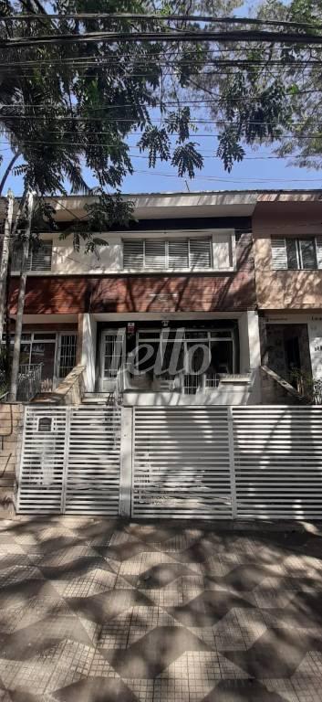 FACHADA de Casa à venda, sobrado com 170 m², 3 quartos e 3 vagas em Cidade Mãe do Céu - São Paulo