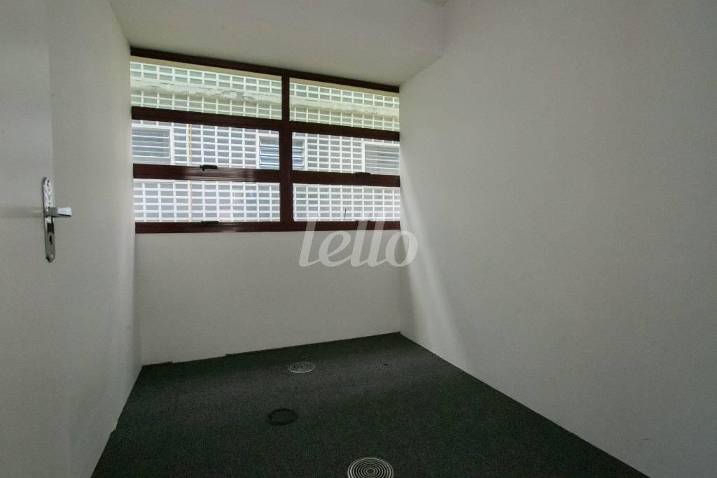 SALA 10 de Prédio Comercial para alugar, Monousuário com 1407 m², e 24 vagas em Higienópolis - São Paulo