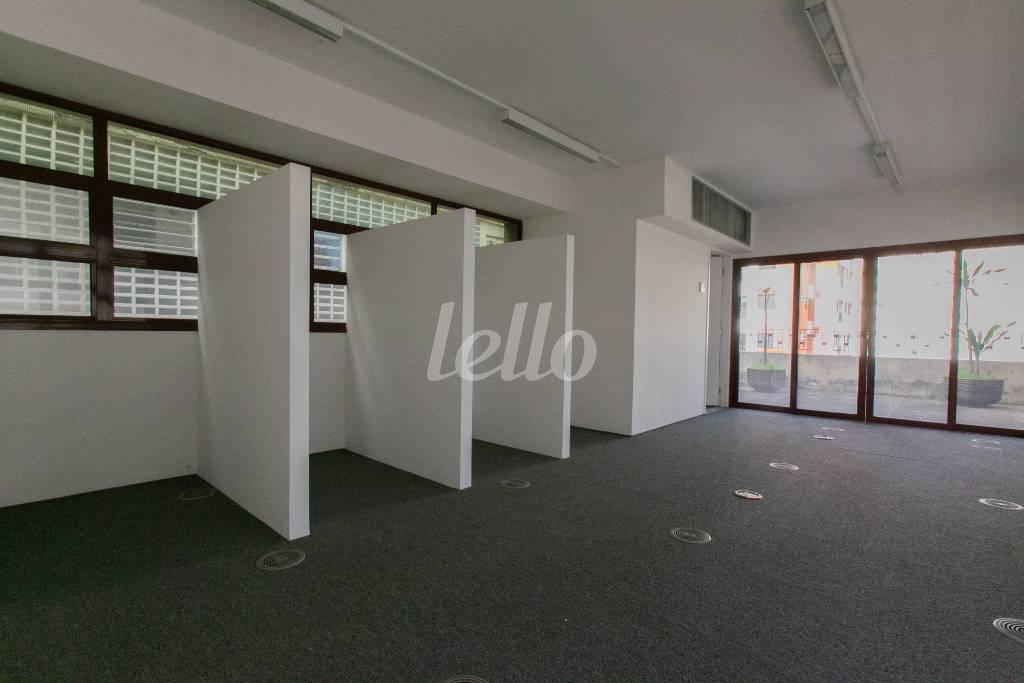SALA 20 de Prédio Comercial para alugar, Monousuário com 1407 m², e 24 vagas em Higienópolis - São Paulo