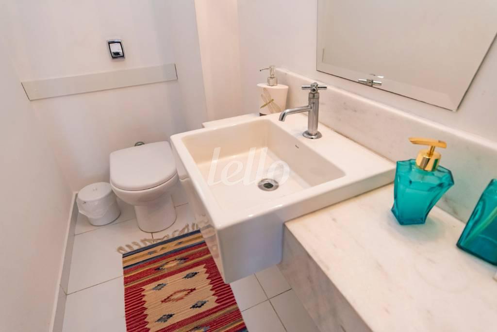 LAVABO de Apartamento à venda, Padrão com 141 m², 4 quartos e 2 vagas em Campestre - Santo André