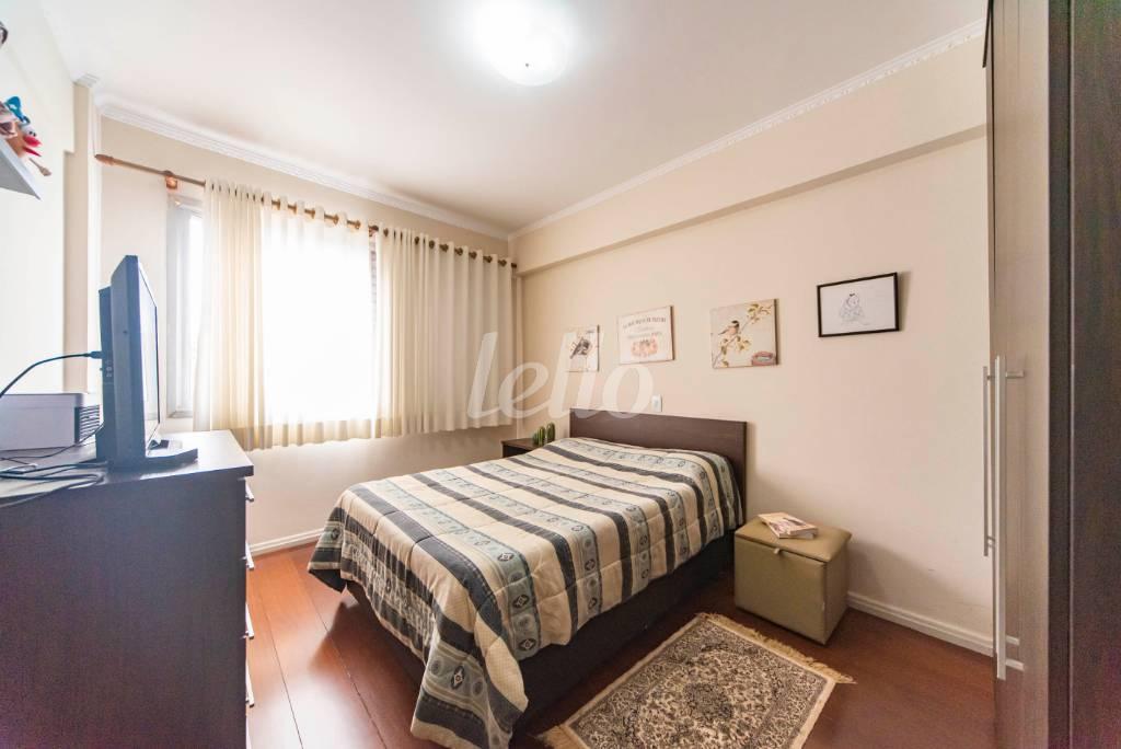 QUARTO1 de Apartamento à venda, Padrão com 141 m², 4 quartos e 2 vagas em Campestre - Santo André