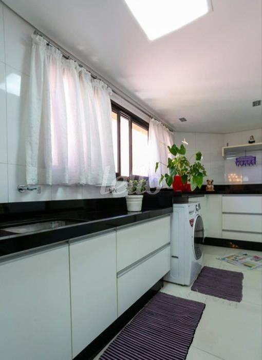 COZINHA de Apartamento à venda, Padrão com 520 m², 4 quartos e 4 vagas em Água Fria - São Paulo