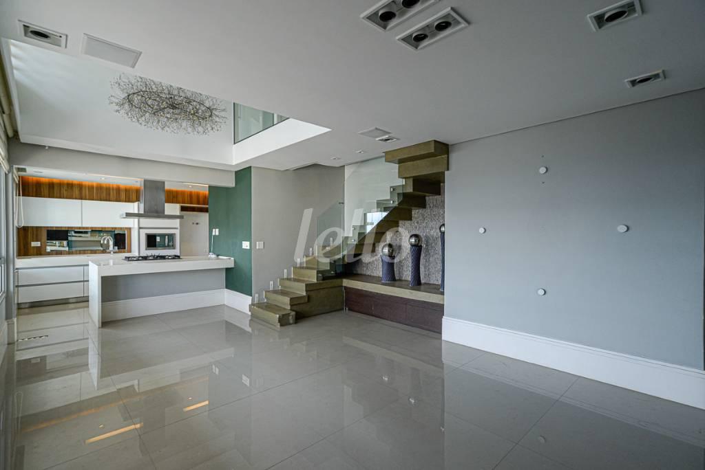 SALA de Apartamento à venda, Triplex com 182 m², 2 quartos e 2 vagas em Paraíso - São Paulo