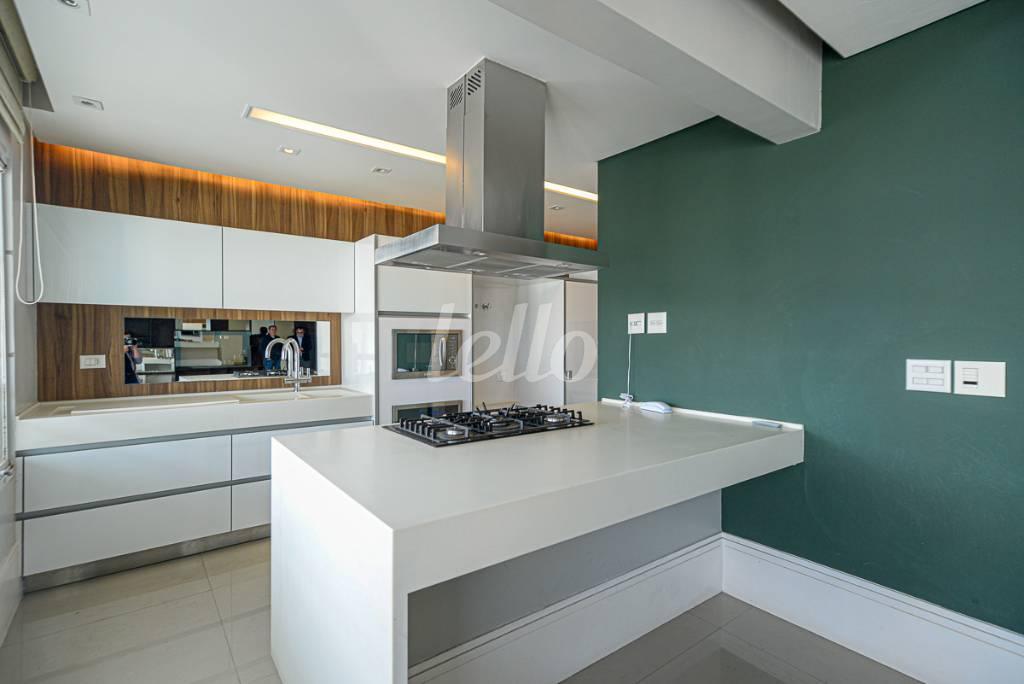 COZINHA de Apartamento à venda, Triplex com 182 m², 2 quartos e 2 vagas em Paraíso - São Paulo