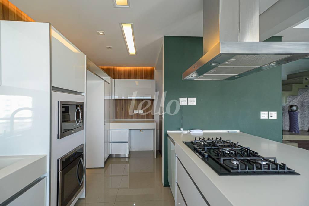 COZINHA de Apartamento à venda, Triplex com 182 m², 2 quartos e 2 vagas em Paraíso - São Paulo
