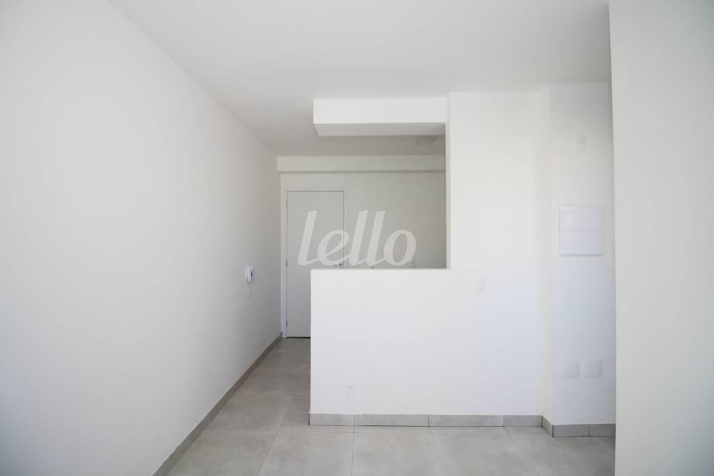 SALA de Apartamento para alugar, Padrão com 34 m², 1 quarto e 1 vaga em Cambuci - São Paulo
