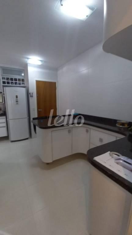 COZINHA de Apartamento à venda, Padrão com 130 m², 3 quartos e 3 vagas em Campestre - Santo André