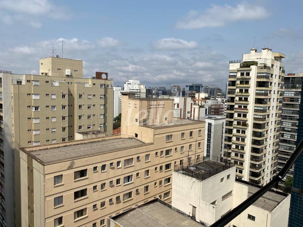 VISTA de Apartamento à venda, Padrão com 41 m², 2 quartos e 1 vaga em Pinheiros - São Paulo