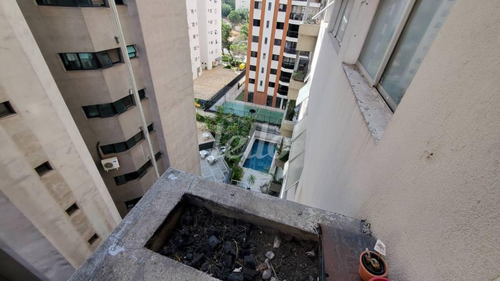 SACADA de Apartamento à venda, Padrão com 100 m², 3 quartos e 1 vaga em Indianópolis - São Paulo