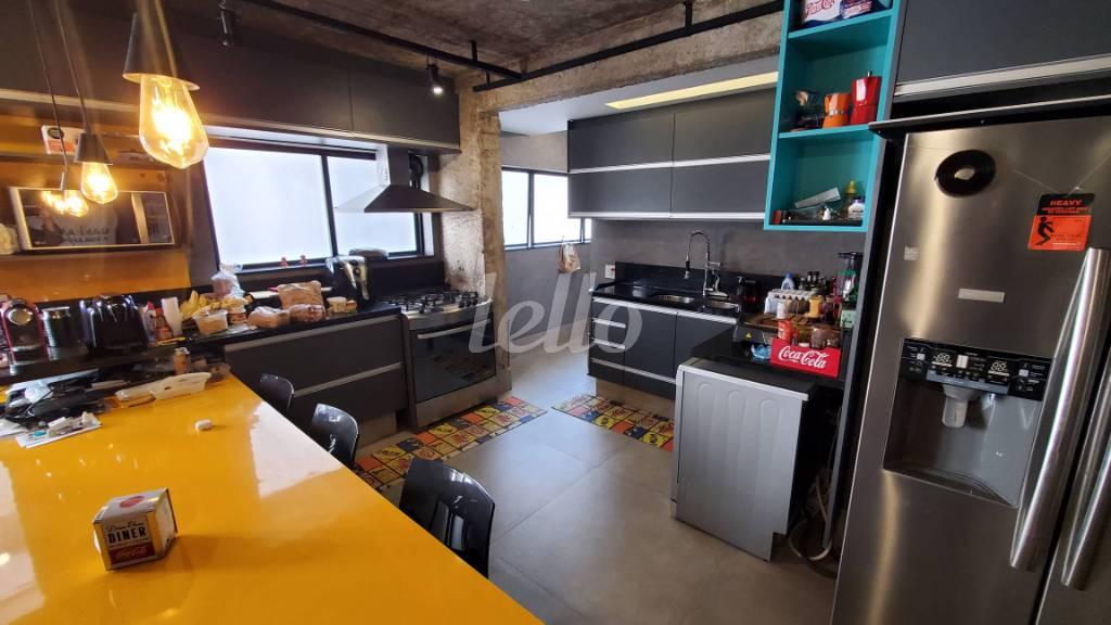 COZINHA de Apartamento à venda, Padrão com 100 m², 3 quartos e 1 vaga em Indianópolis - São Paulo