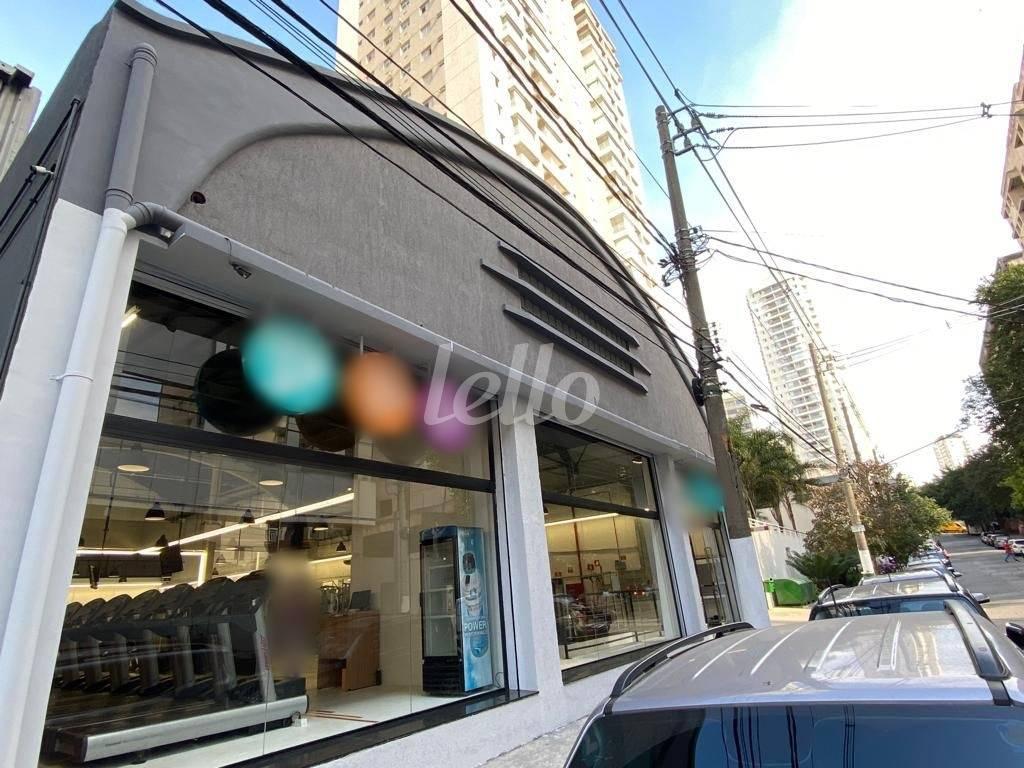 FACHADA de Galpão/Armazém à venda, Padrão com 1145 m², e em Barra Funda - São Paulo