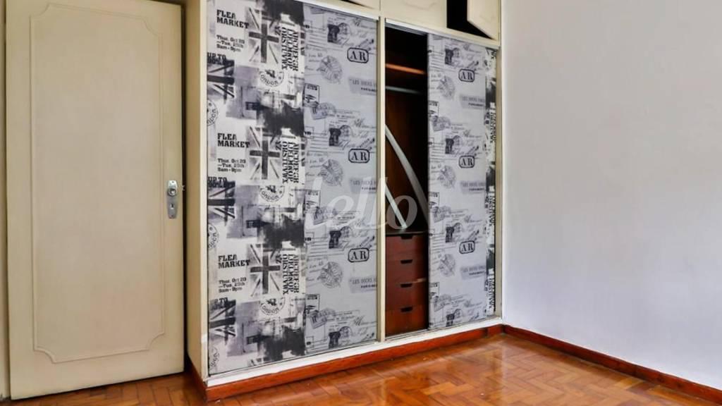 DORMITÓRIO de Apartamento à venda, Padrão com 56 m², 1 quarto e 1 vaga em Bela Vista - São Paulo