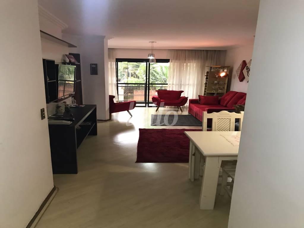 SALA de Apartamento à venda, Padrão com 96 m², 2 quartos e 1 vaga em Santo Antônio - São Caetano do Sul