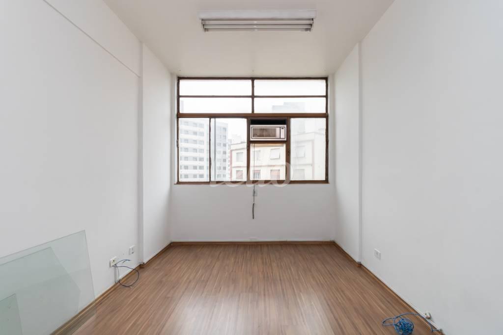 SALA 2 de Sala / Conjunto para alugar, Padrão com 60 m², e 1 vaga em Bela Vista - São Paulo