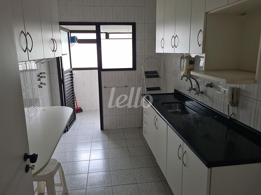 7-COZINHA-002.JPG de Apartamento à venda, Padrão com 72 m², 3 quartos e 2 vagas em Vila da Saúde - São Paulo