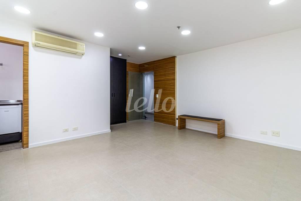 SALA de Sala / Conjunto para alugar, Padrão com 31 m², e 1 vaga em Vila Clementino - São Paulo