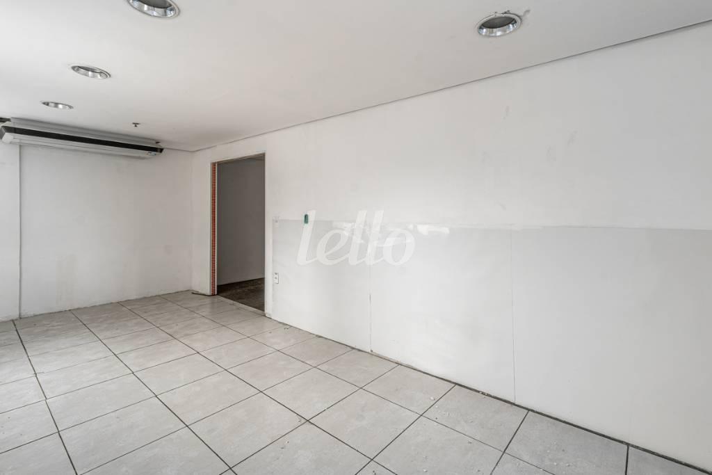 SALA 4 de Sala / Conjunto para alugar, Padrão com 140 m², e em Vila Baeta Neves - São Bernardo do Campo