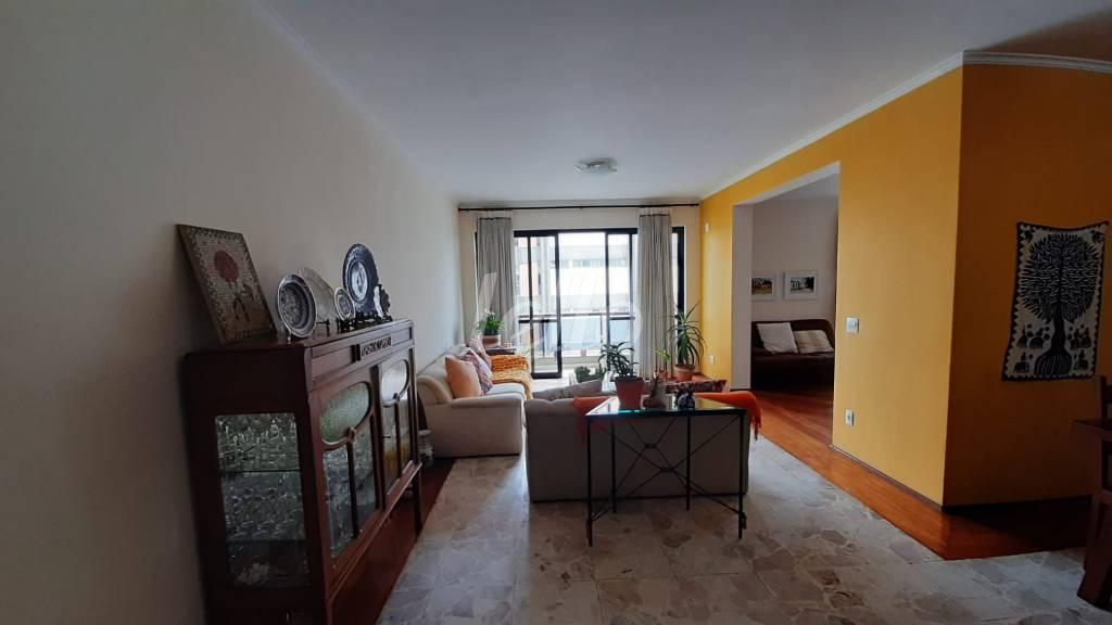 SALA DE ESTAR de Apartamento à venda, Padrão com 160 m², 4 quartos e 3 vagas em Centro - Santo André