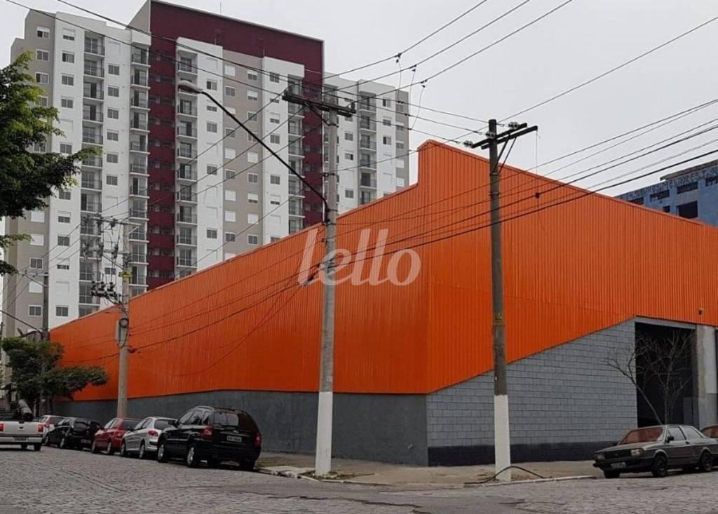 FACHADA de Galpão/Armazém para alugar, Padrão com 1605 m², e em Mooca - São Paulo