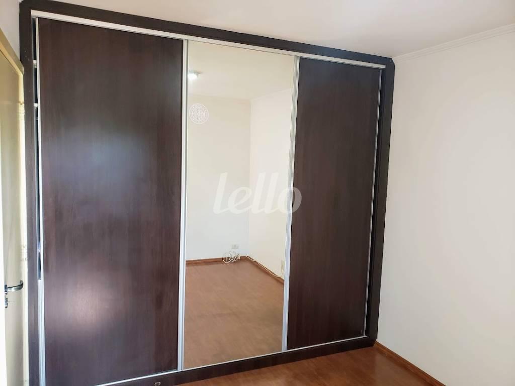 DORMITÓRIO de Apartamento à venda, Padrão com 136 m², 3 quartos e 2 vagas em Santo Amaro - São Paulo