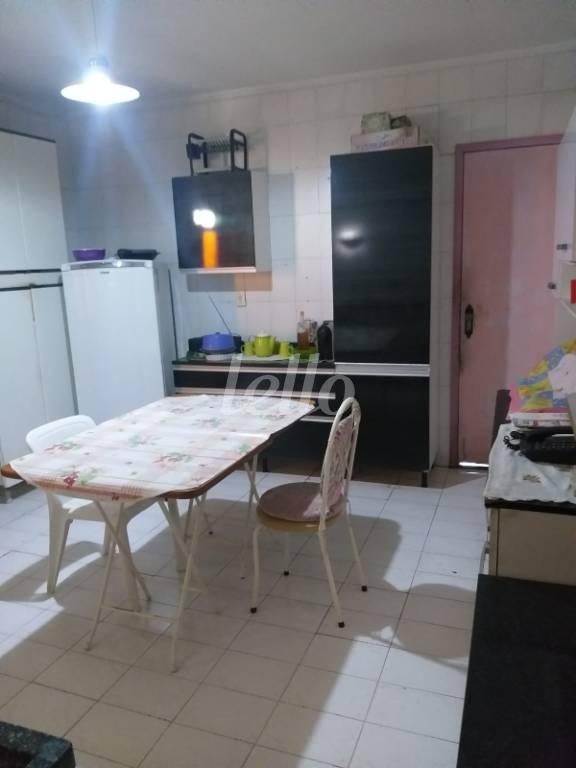 COZINHA de Casa à venda, sobrado com 211 m², 2 quartos e 4 vagas em Cerâmica - São Caetano do Sul