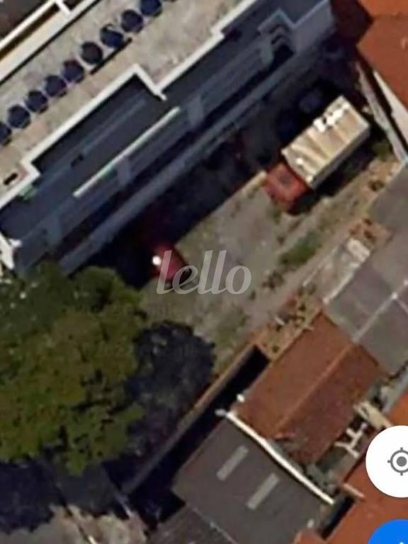 TERRENO de Área / Terreno à venda, Padrão com 240 m², e em Vila Matilde - São Paulo