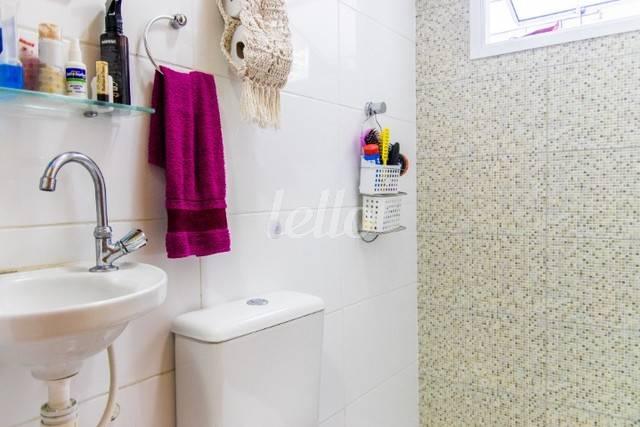 WC de Apartamento à venda, Padrão com 60 m², 2 quartos e 1 vaga em Parque Novo Oratório - Santo André