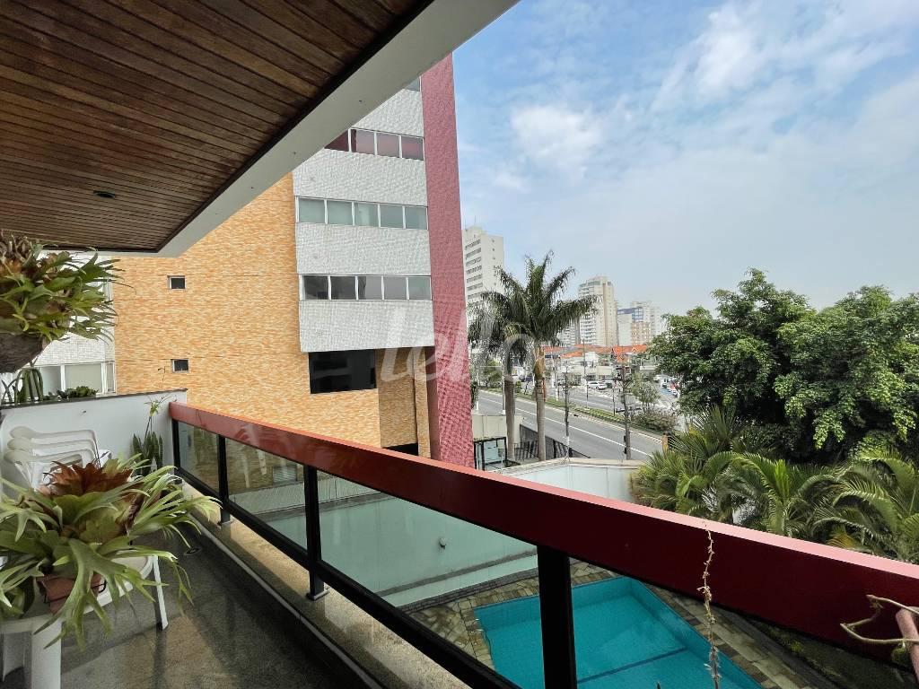 VARANDA 2 de Apartamento à venda, Padrão com 193 m², 4 quartos e 3 vagas em Mooca - São Paulo