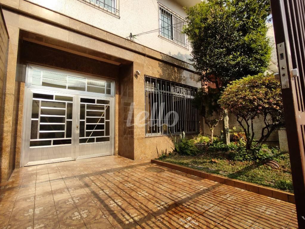 FACHADA de Casa à venda, sobrado com 200 m², 3 quartos e 4 vagas em Alto da Moóca - São Paulo