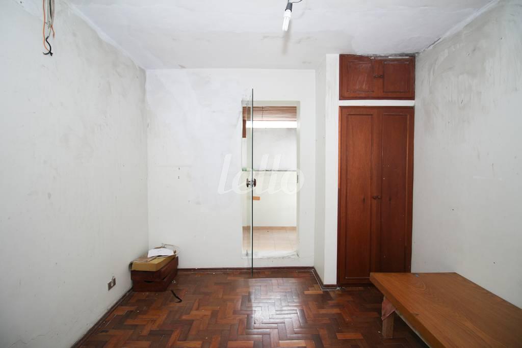 SALA 4 de Casa para alugar, sobrado com 550 m², e 6 vagas em Planalto Paulista - São Paulo