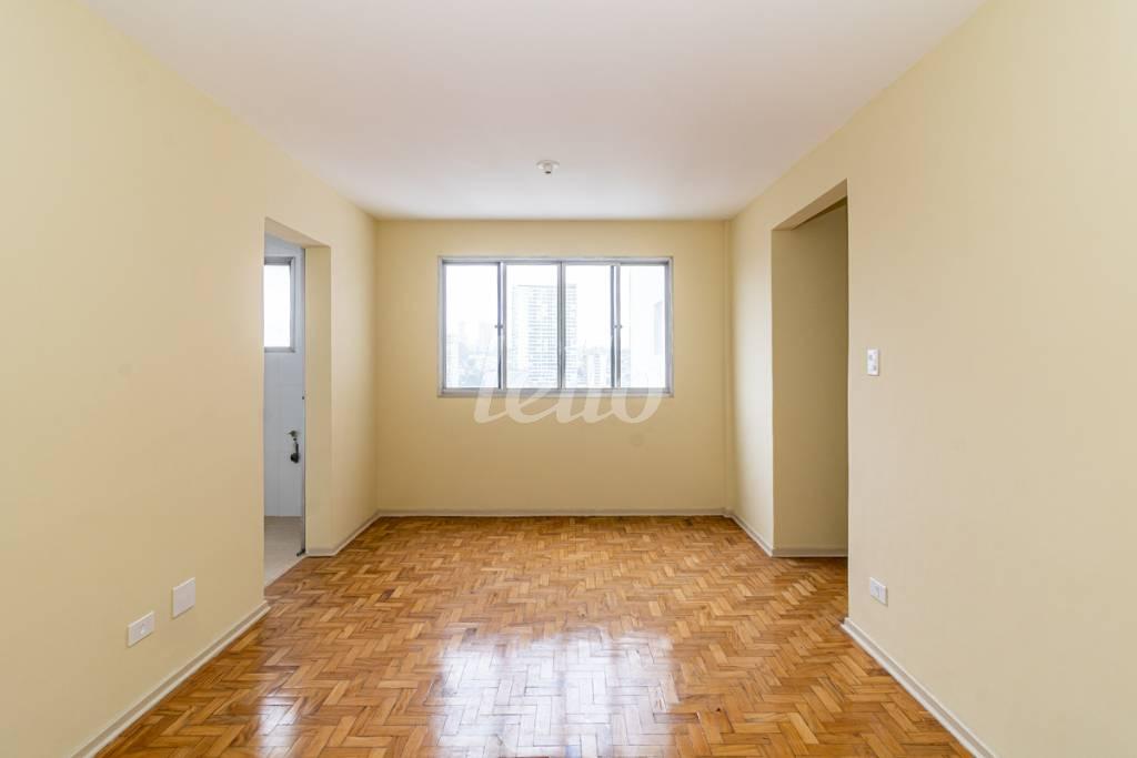 SALA de Apartamento à venda, Padrão com 81 m², 1 quarto e em Vila Mascote - São Paulo
