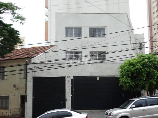 FACHADA de Sobreloja para alugar, Padrão com 200 m², e 1 vaga em Santa Teresinha - São Paulo