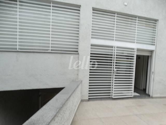 ENTRADA de Prédio Comercial para alugar, Monousuário com 1040 m², e 3 vagas em Santa Teresinha - São Paulo